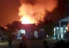 Si Jago Merah Ngamuk di Baturaja, Delapan Unit Rumah Hangus