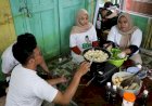 Rangkul Milenial, Wong Kito Ganjar Bangkitkan Eksistensi Pempek Sebagai Kuliner Tradisional 