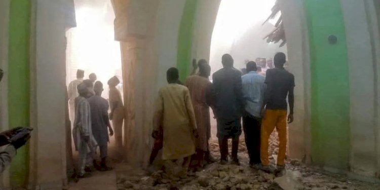 Kondisi masjid di Zaria, Nigeria setelah runtuh pada Jumat, 11 Agustus 2023/Net