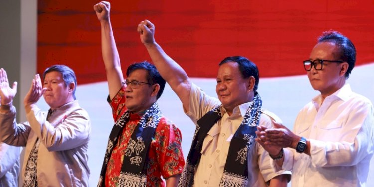 Prabowo Subianto dan Budiman Sudjatmiko dalam beberapa kesempatan/ist