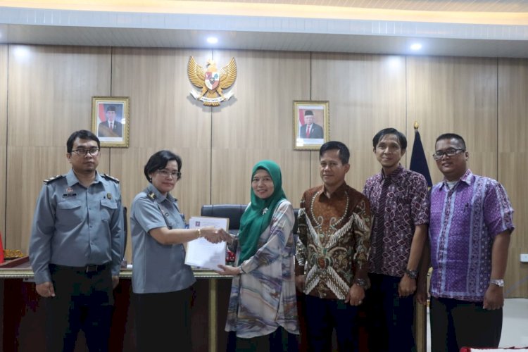 Kantor Wilayah Kementerian Hukum dan HAM Sumatera Selatan melalui Bidang Hukum kembali melakukan serangkaian kegiatan Harmonisasi terhadap Rancangan Peraturan Bupati (Raperbup) dan Rancangan Peraturan Daerah (Raperda), bertempat di Aula Musi Kanwil setempat, Selasa (22/8).