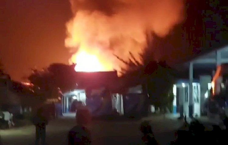 Delapan unit rumah di Baturaja ludes dilahap api dalam kebakaran tadi malam/ist
