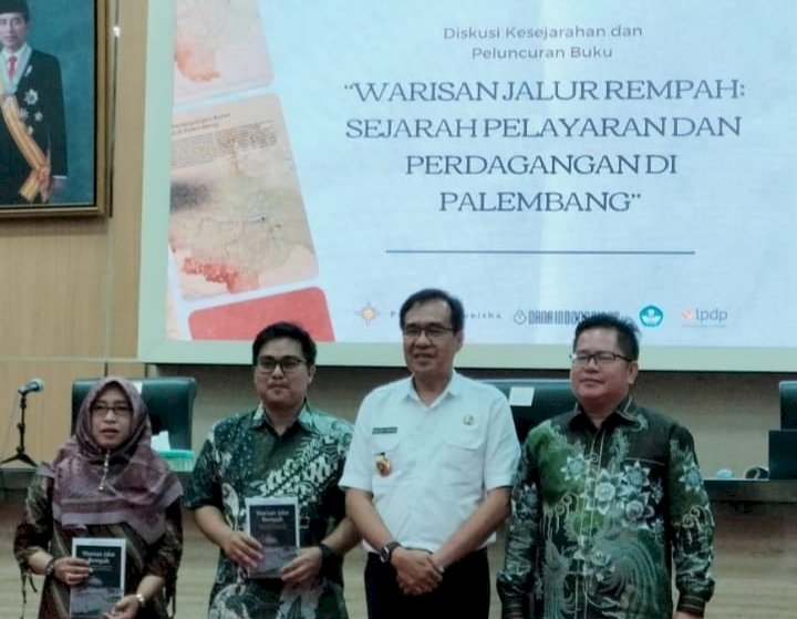 Momen diskusi Kesejarahan dan Peluncuran Buku , Warisan Jalur Rempah: Sejarah Pelayaran dan Perdagangan  di Palembang/ist