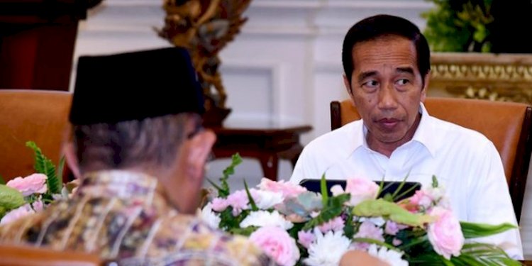Presiden Joko Widodo saat menggelar Rapat Terbatas/Net