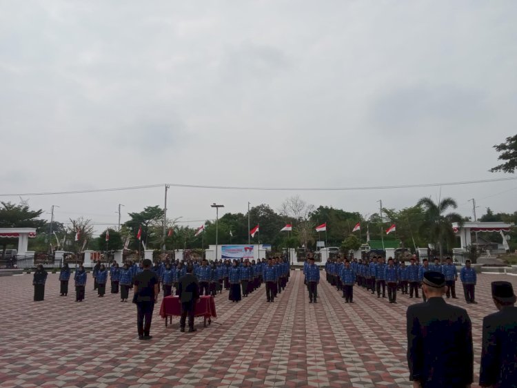 Pengambilan sumpah jabatan  ratusan guru PPPK di Halaman Kantor Bupati Muratara. (ist/rmolsumsel.id) 