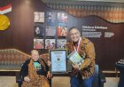 Dua Buku Teguh Santosa Raih Rekor MURI