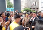 Asap Karhutla Makin Pekat, Ratusan Mahasiswa Geruduk Kantor Gubernur Sumsel 