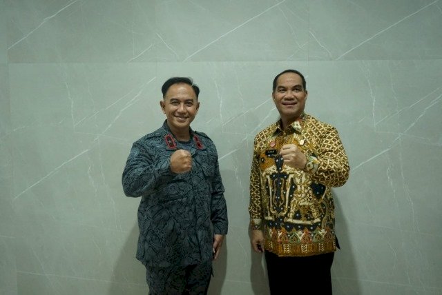 Kantor Wilayah Kemenkumham Sumsel, Dr. Ilham Djaya ketika menemui Kepala BNN Provinsi Sumsel, Brigjen Pol Djoko Prihadi. (dok. Humas KemenkumHAM Sumsel)