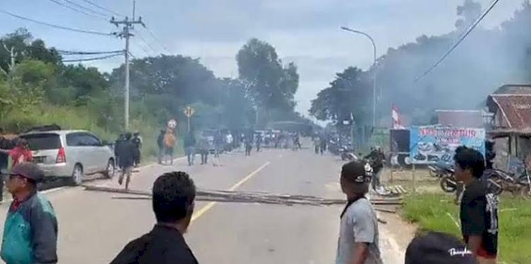 Bentrokan antara warga dan aparat di Pulau Rempang/Net