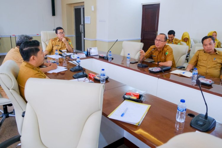 apat Pembahasan Perbaikan Infrastruktur Jalan yang juga digunakan oleh Pelaku Usaha (Perusahaan) bersama Perangkat Daerah terkait, di Ruang Rapat Randik Setda Muba/ist