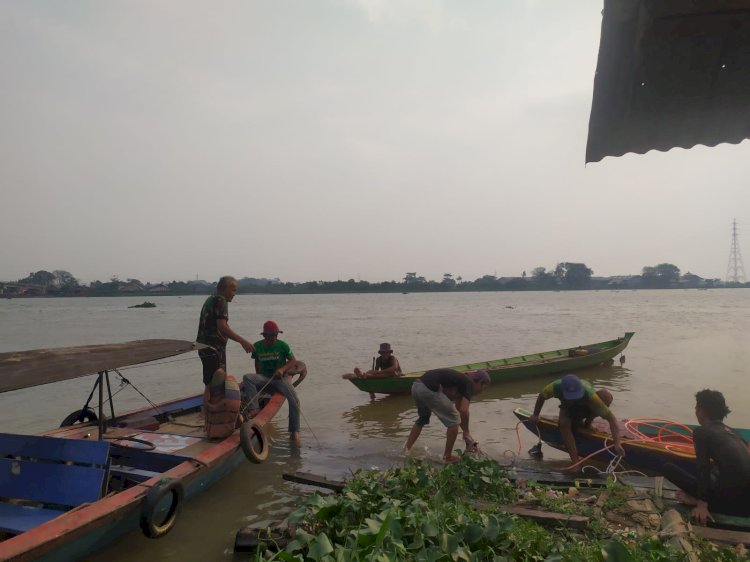 Lokasi kejadian tempat Bobi dilaporkan hilang tenggelam di aliran sungai Musi . (Fauzi/RMOLSumsel.id)