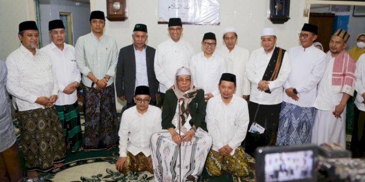 Anies Baswedan dan Muhaimin Iskandar diterima para kiai Pondok Pesantren Annuqayah, Guluk-guluk, Sumenep, Jawa Timur/Ist