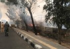 Diduga Karena Puntung Rokok, Penyebab Lahan Kosong di Pinggir Jalan Kolonel H Burlian Terbakar