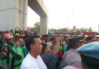 Protes Surat Izin Keramaian Tidak Keluar, Puluhan Ojol Geruduk Polrestabes Palembang