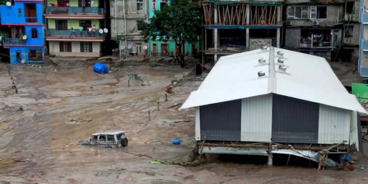 Banjir bandang yang terjadi di negara bagian Sikkim, timur laut India pada Rabu, 4 Oktober 2023/Net