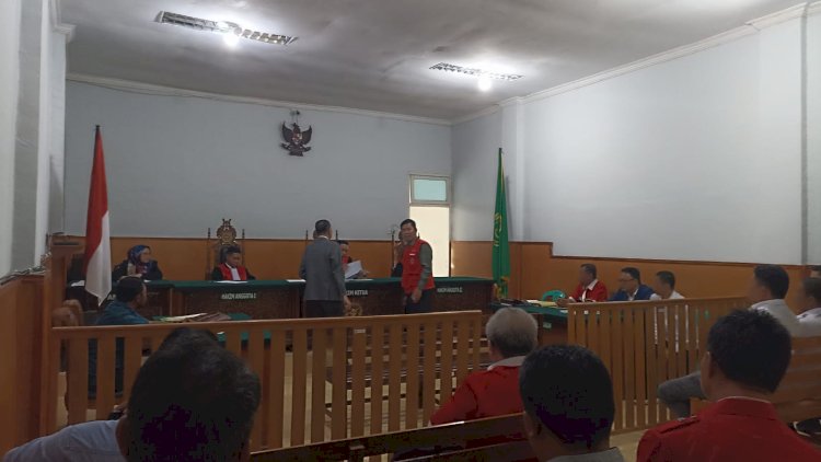 Sidang keberatan PAW anggota DPRD PKPI Versus DPRD/KPUD Pagar Alam di PN Pagar Alam Senin (9/10). (Taufik/RMOLSumsel.id)