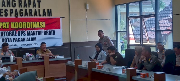 Rapat Koordinasi Ops Mantap Brata Lintas Sektoral Persiapan Pemilu 2024 di Mako Polres PGA Selasa (10/10). (Taufik/RMOL Sumsel.id)