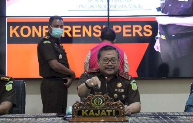 Dr Yulianto semasa menjabat Kajati NTT/net