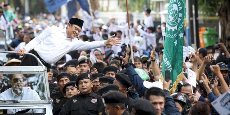 Cawapres Koalisi Perubahan Muhaimin Iskandar saat akan mendaftar ke KPU/Ist