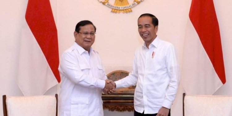 Presiden Joko Widodo bersama Menteri Pertahanan Prabowo Subianto/Net