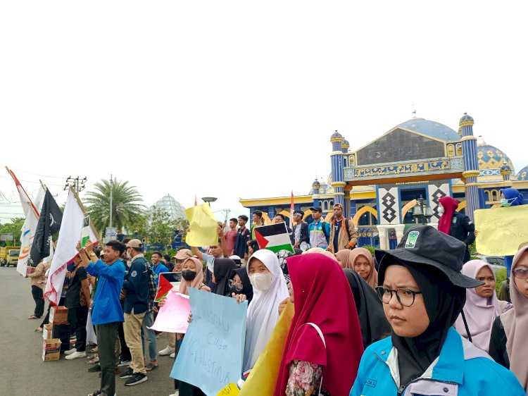 Aksi bela Palsetina yang dilakukan sejumlah mahasiswa di Kota Lubuklinggau, Sumatera Selatan.(foto Ist)