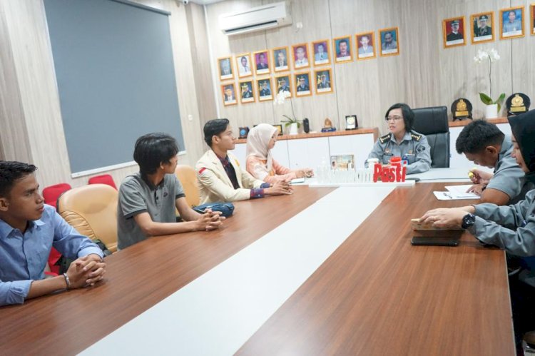 Kanwil Kemenkumham Sumsel menerima audiensi dari Dewan Pimpinan Cabang Perhimpunan Mahasiswa Hukum Indonesia (PERMAHI) Kota Palembang, bertempat di Ruang Teleconference/ist