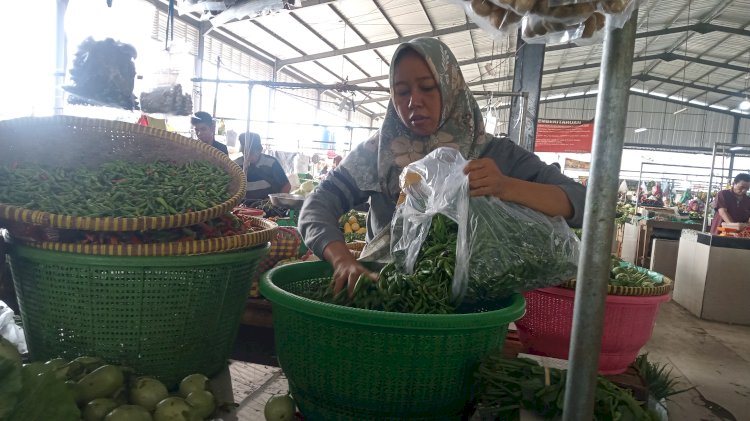 Pedagang cabai di Pasar Inpres. (ist/rmolsumsel.id) 