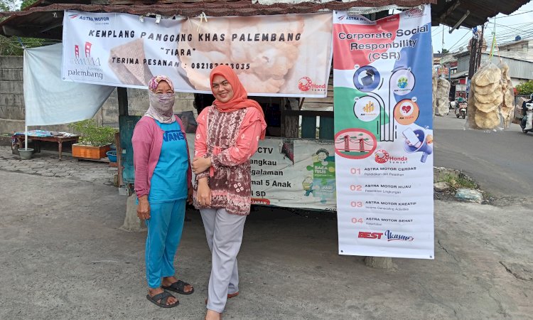 Pemberdayaan Masyarakat untuk pengembangan UMKM, khususnya pelaku usaha mikro yang memproduksi kemplang panggang khas Palembang/ist