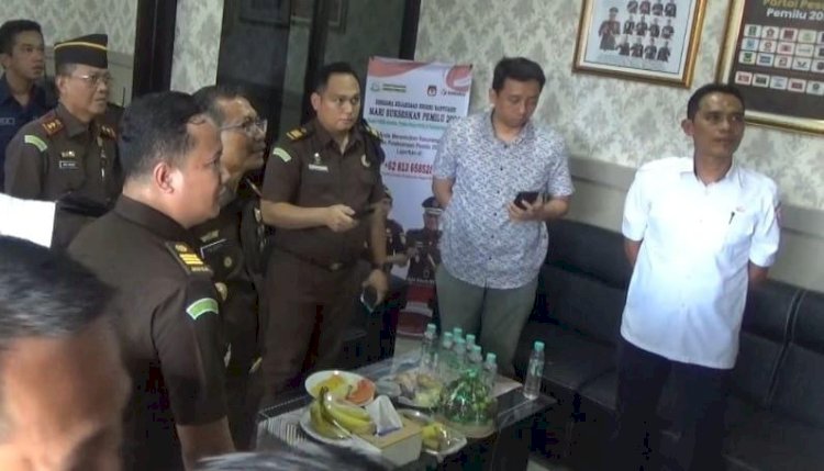 Kajati Sumsel Dr Yulianto melakukan kunjungan kerja di Kejaksaan Negeri Banyuasin/ist