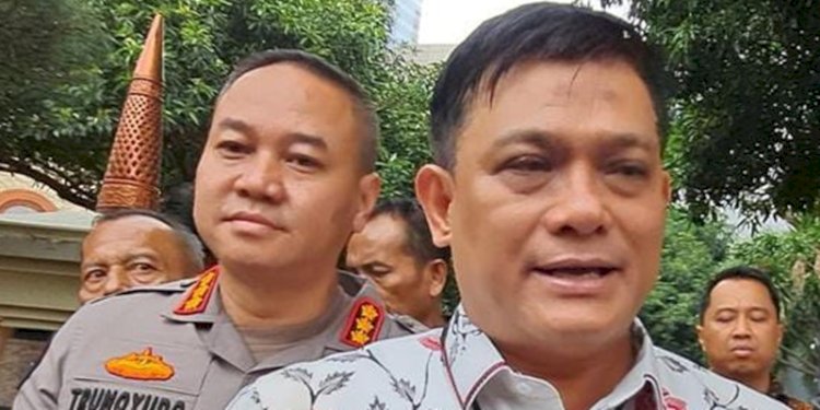 Direktur Reserse Kriminal Khusus (Dirreskrimsus) Polda Metro Jaya, Kombes Ade Safri Simanjuntak (kanan)/RMOL