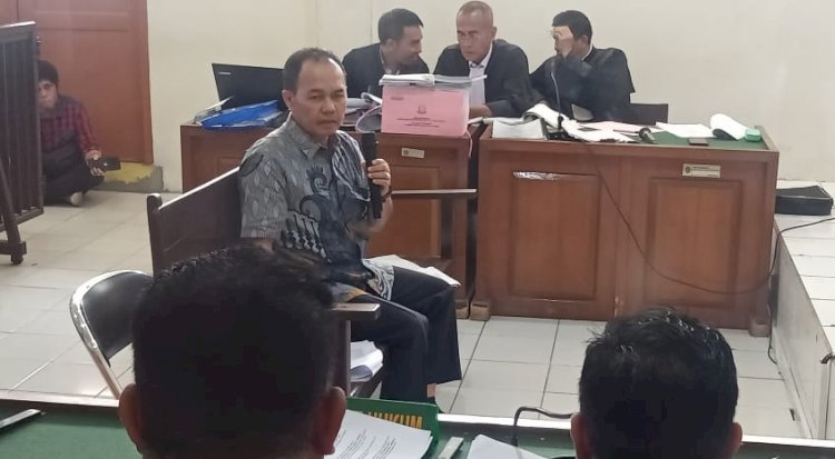 Mantan Kadispora Sumsel, Ahmad Yusuf Wibowo saat memberikan kesaksian atas kasus korupsi dana hibah KONI Sumsel di Pengadilan Tipikor Palembang. (ist/rmolsumsel.id) 