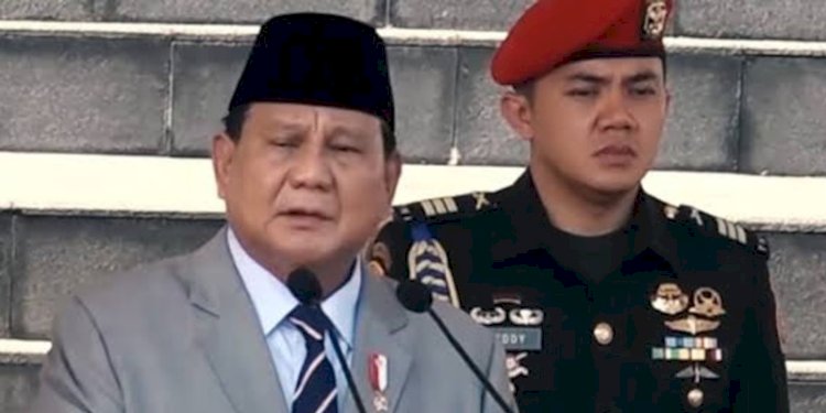 Capres Nomor Urut 2 sekaligus Menteri Pertahanan RI Prabowo Subianto bersama ajudannya, Mayor Inf. Teddy Indra Wijaya/Net