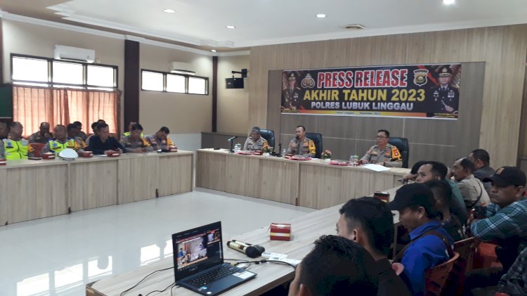 olres Lubuklinggau menggelar pres rilis akhir tahun 2023. (Malik/RMOLSumsel.id)