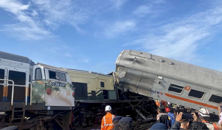 Kecelakaan kereta api di Bandung. (net)