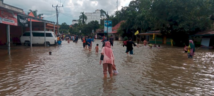 Banjir akibat luapan sungai mulai mengepung sejumlah wilayah di Kabupaten Musi Rawas.(dok.Polres Musi Rawas)