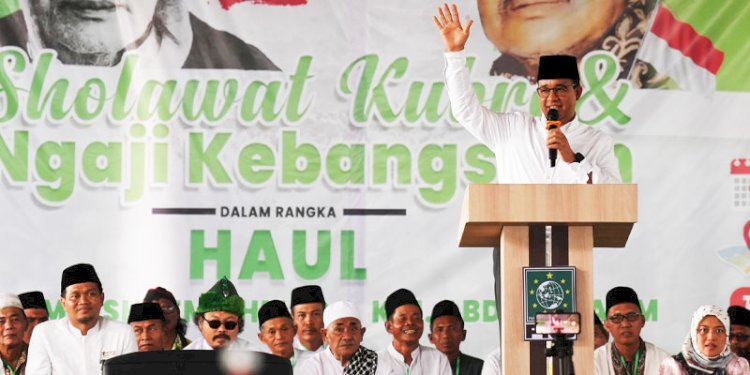 Capres Nomor Urut 1, Anies Baswedan, saat menghadiri Haul Akbar KH Abdul Chalim dan KH Maksum, di Lampung Timur/Ist