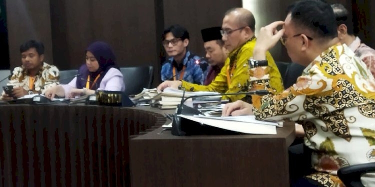 Sidang DKPP terkait dugaan pelanggaran kode etik penyelenggara Pemilu, di Ruang Sidang Utama DKPP RI, Jalan KH Wahid Hasyim, Jakarta Pusat, Senin (8/1)/RMOL