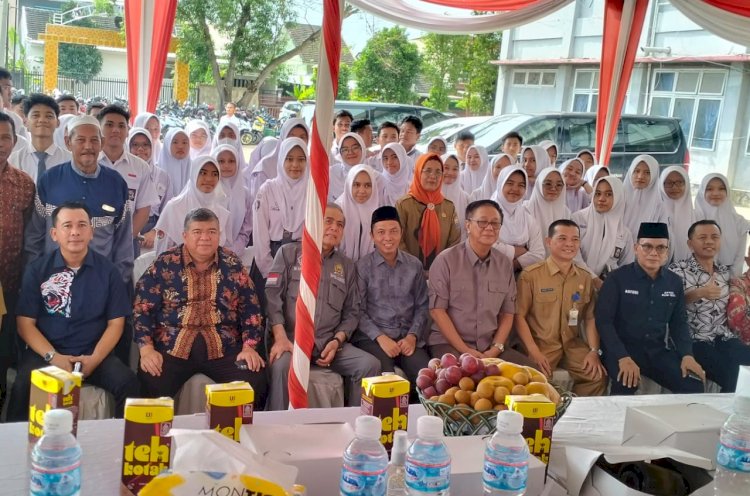 Kegiatan reses anggota DPRD Sumsel di SMAN 22 Palembang. (ist/rmolsumsel.id)