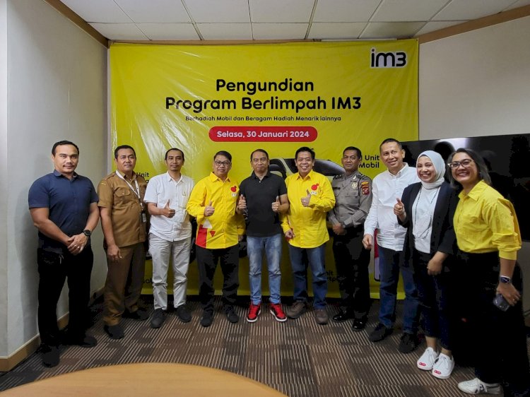 Indosat Ooredoo Hutchison (Indosat atau IOH) melalui brand IM3 mengumumkan pemenang program undian bertajuk Beli & Reload IM3 Dapat Hadiah (BeRLimPah) untuk mengapresiasi pelanggan setia IM3 di wilayah Region Sumatera/ist