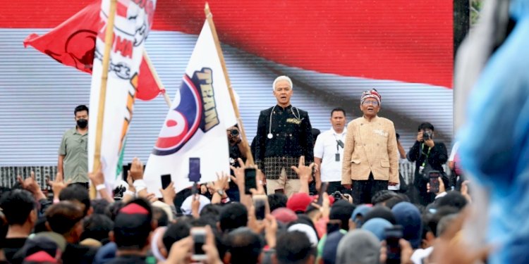 Ketua DPP PDIP Puan Maharani berpidato dalam kampanye akbar Ganjar-Mahfud bertajuk Hajatan Rakyat di Benteng Vastenburg, Solo, Jawa Tengah, Sabtu (10/2)/Ist