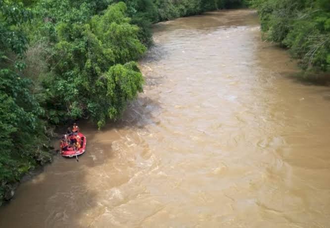 Sungai Musi di kawasan Kabupaten Empat Lawang terpantau meluap. (ist/rmolsumsel.id)