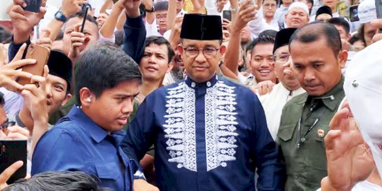 Anies Baswedan, usai menunaikan Shalat Jumat di Masjid Al Azhar, Jakarta Selatan, Jumat (16/2)/RMOL
