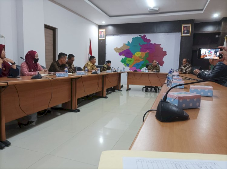 Kunjungan Anggota Komisi II DPR RI ke Kantor KPU Sumsel. (ist/rmolsumsel.id)
