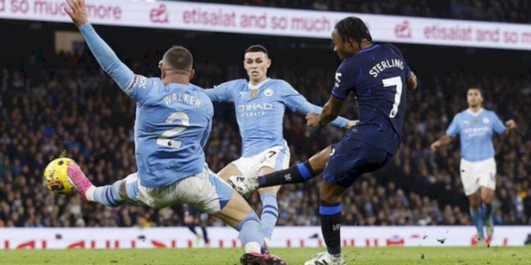 Penyerang Chelsea, Raheem Sterling, sukses membuat Manchester City gagal meraih poin di kandang mereka/Net