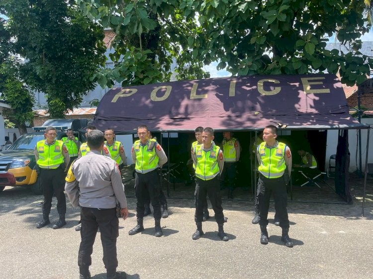 Posko pengamanan pemilu yang berada di halaman kantor KPU Muara Enim. (dokumentasi Polisi)