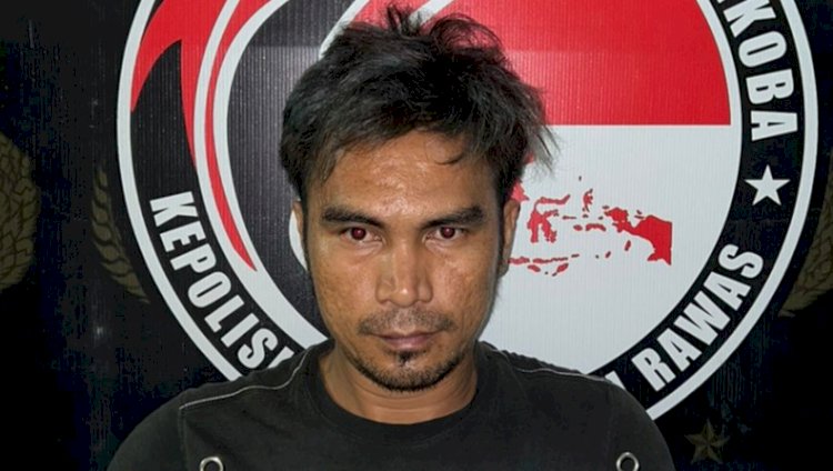 Pelaku ditangkap Tim Satres Narkoba Polres Musi Rawas. (Handout)