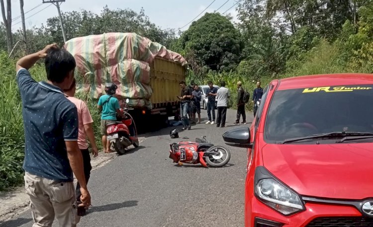 Kecelakaan maut kembali terjadi di ruas Jalan Lintas Baturaja-Muaradua, Desa Penyandingan, Kecamatan Sosoh Buay Rayap, Kabupaten OKU/Foto: Amizon