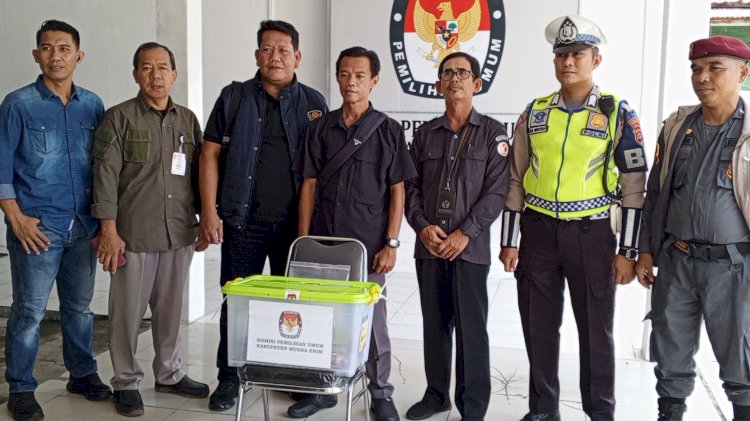 Berkas hasil rekapitulasi perolehan suara di tingkat Kabupaten Muara Enim siap dikirim ke provinsi (Noviansyah/RMOLSumsel.id)