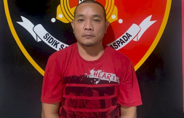 Tersangka penggelapan, Juan saat diringkus Polres Musi Rawas. (ist/rmolsumsel.id)