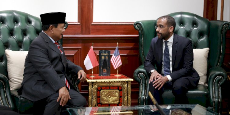 Duta Besar Amerika Serikat untuk ASEAN Yohannes Abraham saat bertemu Prabowo Subianto